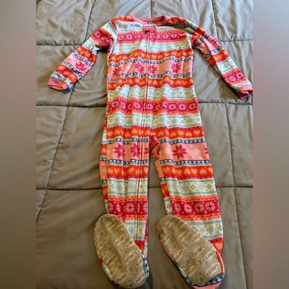 5t carters fleece footed striped heart pattern pajamas - Picture 1 of 4